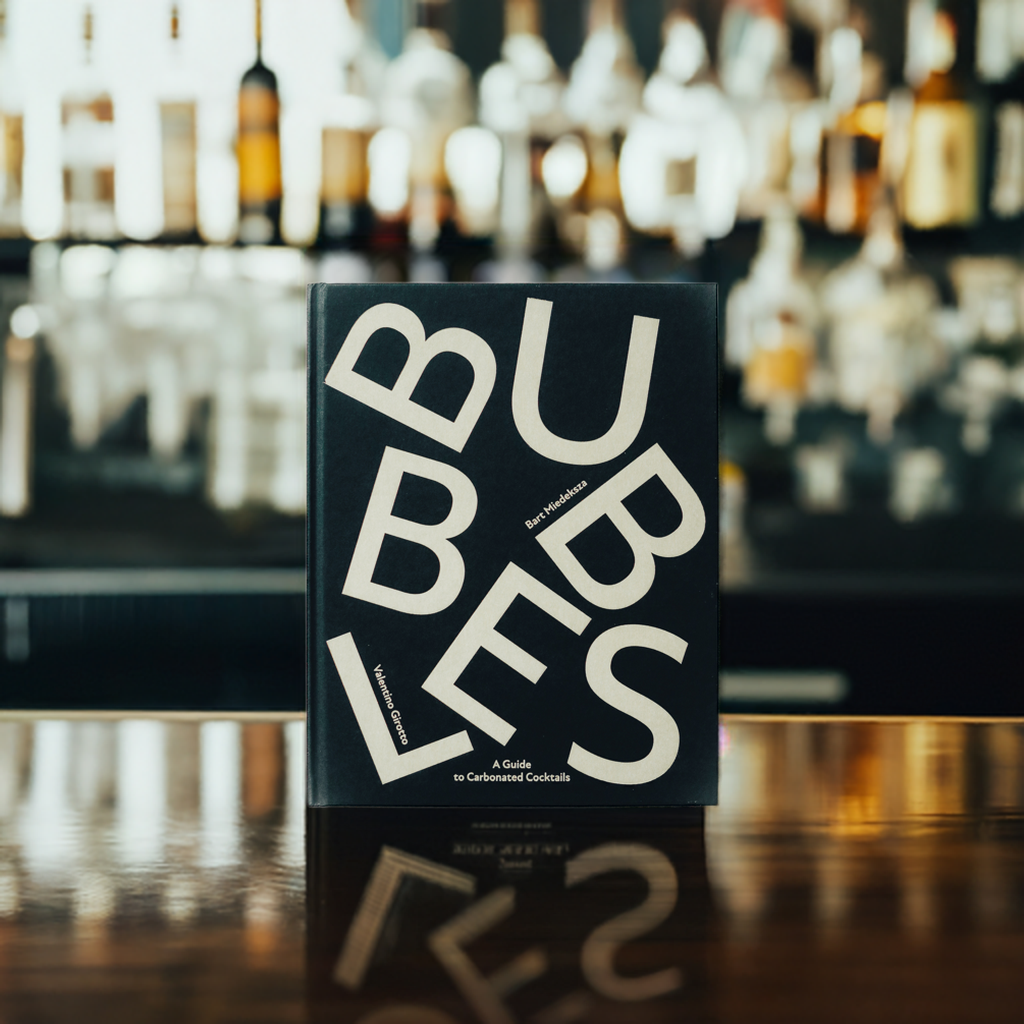 Bubbles: A Guide to Carbonated Cocktails